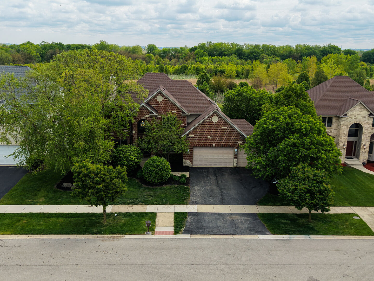 Property Photo:  5815 Rosinweed Lane  IL 60564 