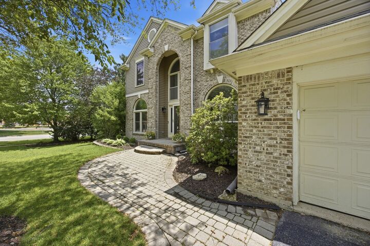 Property Photo: 1497 Lilac Drive IL 60014