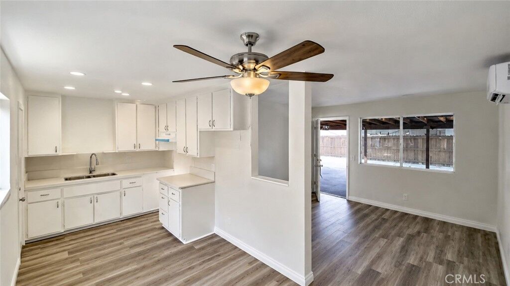 Property Photo:  470 W Kimball  CA 92543 