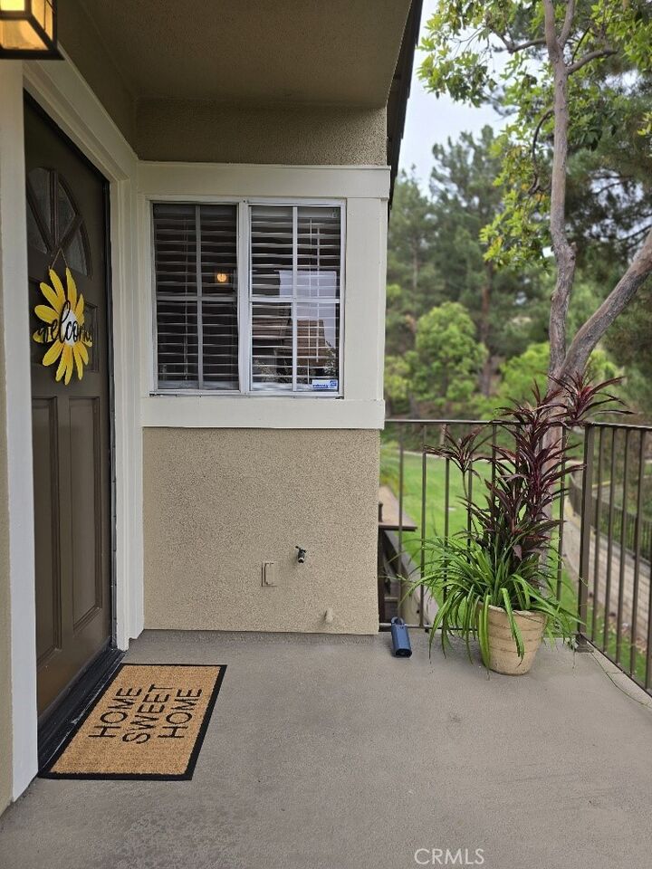 Property Photo:  655 S Glenhurst  CA 92808 