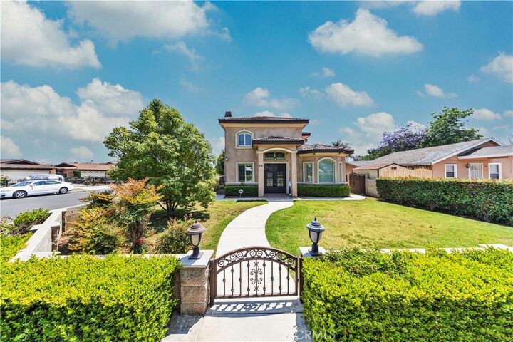 Property Photo:  418 El Monte  CA 91776 