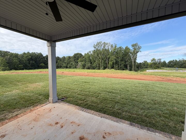 Property Photo: 33 Miller Farm TN 37043