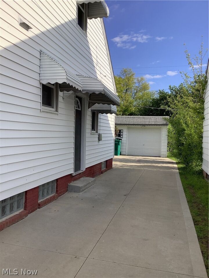 Property Photo:  20004 Libby Road  OH 44137 