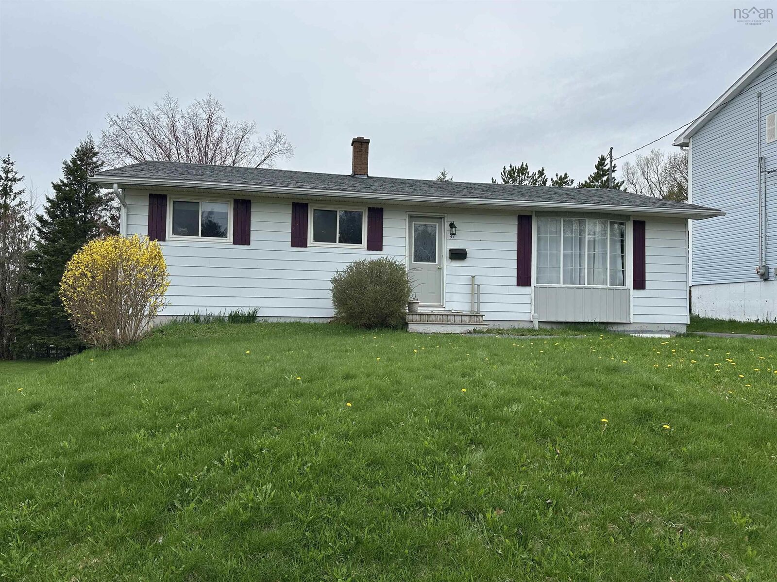 Property Photo:  32 Greening Drive  NS B2G 1R2 