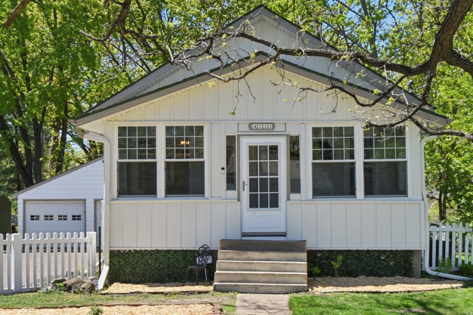 Property Photo: 4721 Bald Eagle Avenue MN 55110