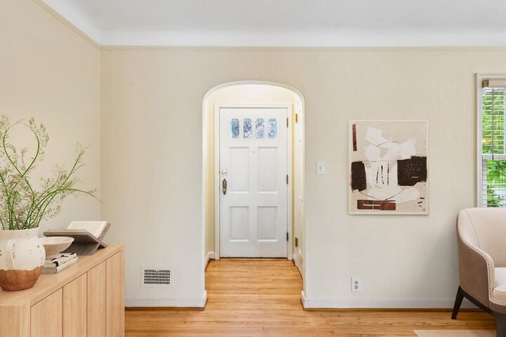 Property Photo:  2180 Bayard Avenue  MN 55116 