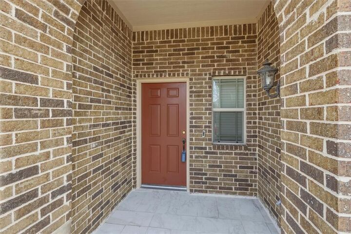 Property Photo: 1310 Hearthstone Drive TX 76028