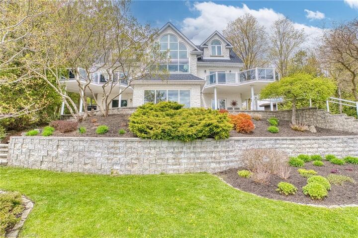 Property Photo:  461 Lake Rosalind Rd 4  ON N4N 3B9 
