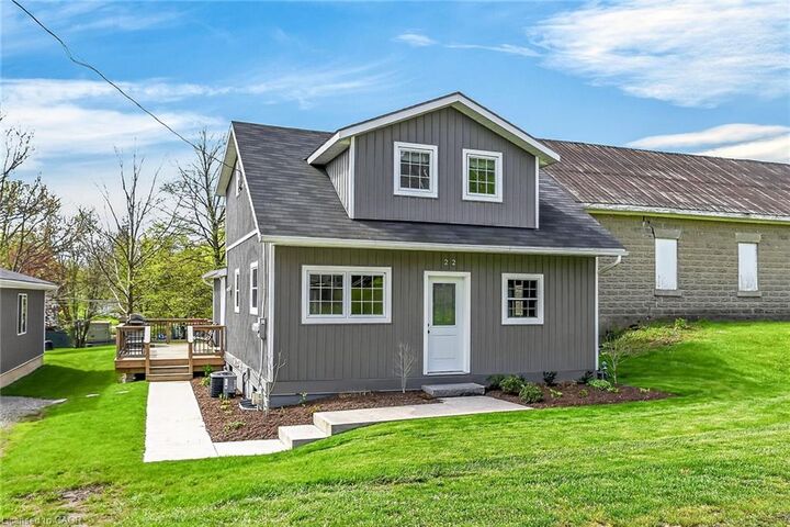 Property Photo:  22 King Avenue  ON N0A 1R0 