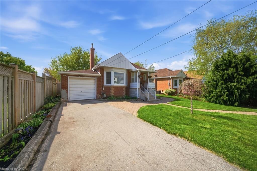 Property Photo:  280 East 11th Street  ON L9A 3T7 