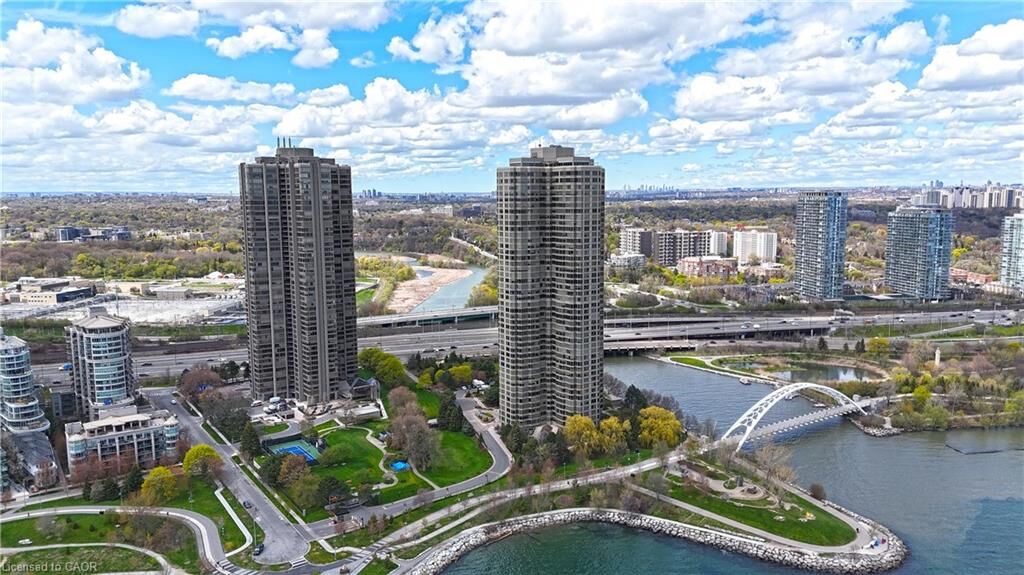 Property Photo:  2045 Lakeshore Boulevard 4107  ON M8V 2Z6 