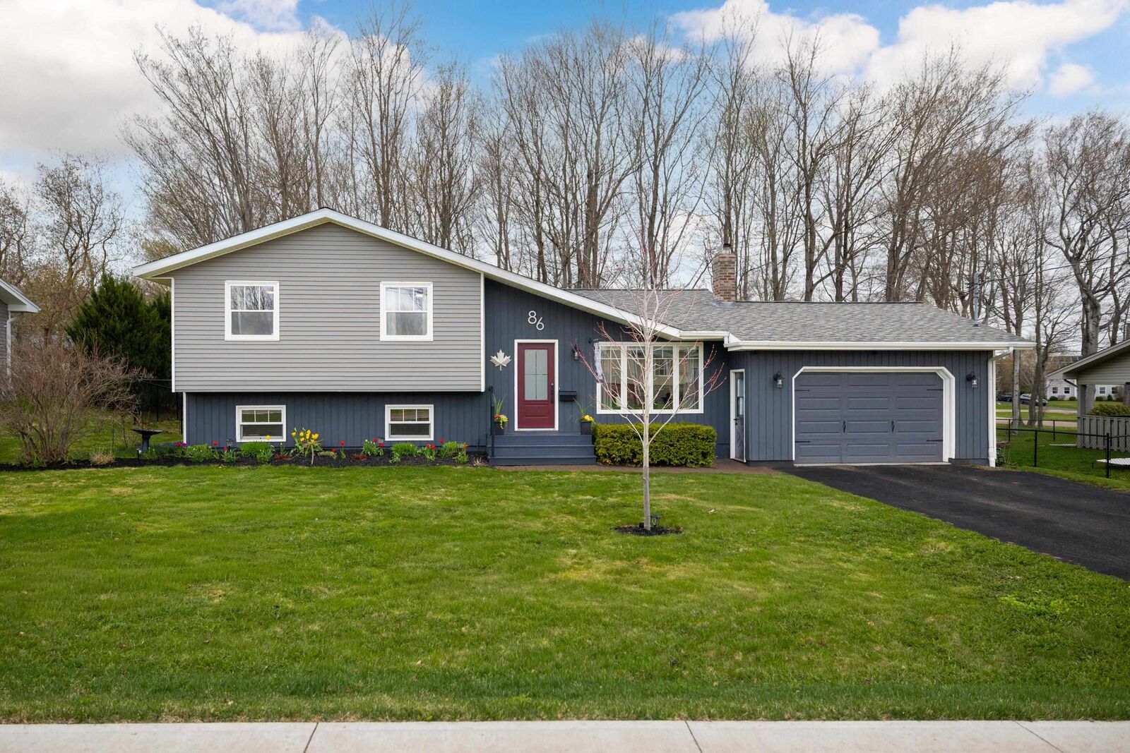Property Photo:  86 Macdougall Drive  PE C1N 5E5 