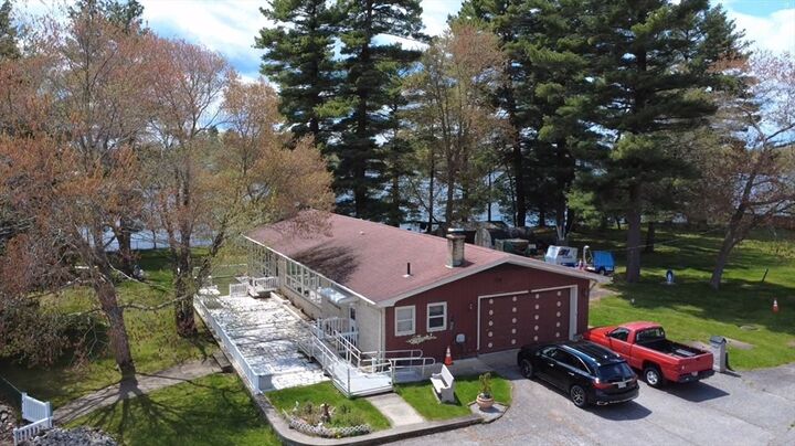 Property Photo:  20 Indian Point Rd  MA 01570 