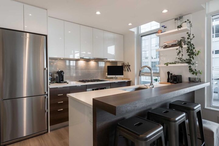 Property Photo:  108 Waterfront Court SW 803  AB T2P 1K7 