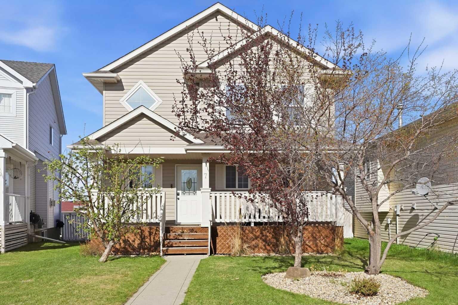 Property Photo:  7 Lodge Place  AB T4S 2N1 