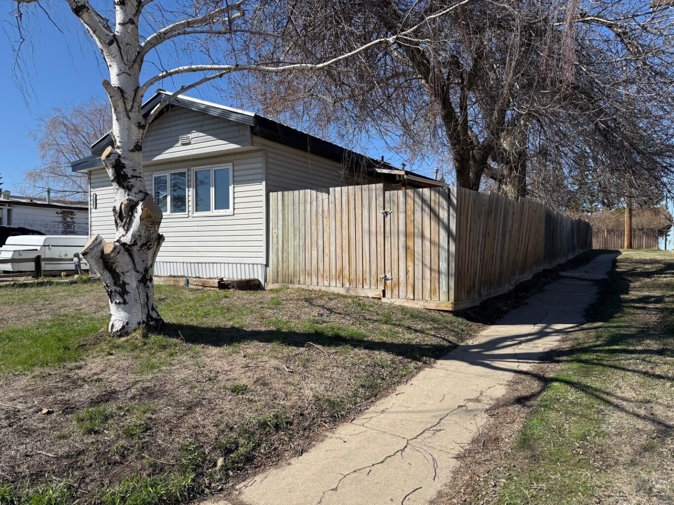Property Photo:  5202 56B Street  AB T9V 1M6 