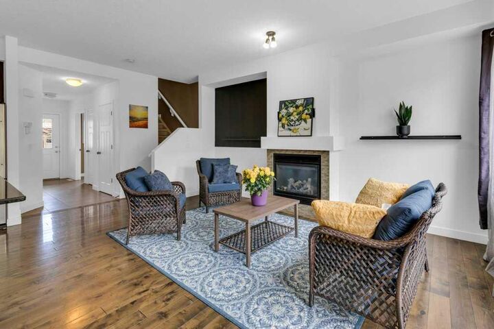 Property Photo:  413 River Avenue 305  AB T4C 0N9 