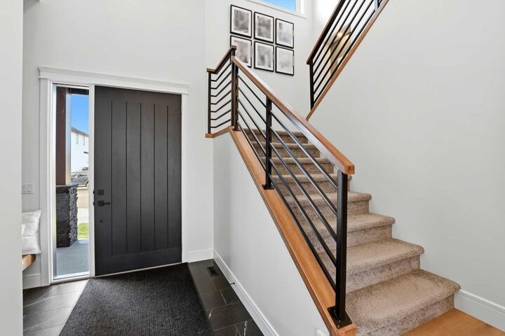 Property Photo:  223 Ellington Crescent  AB T4P 3E1 