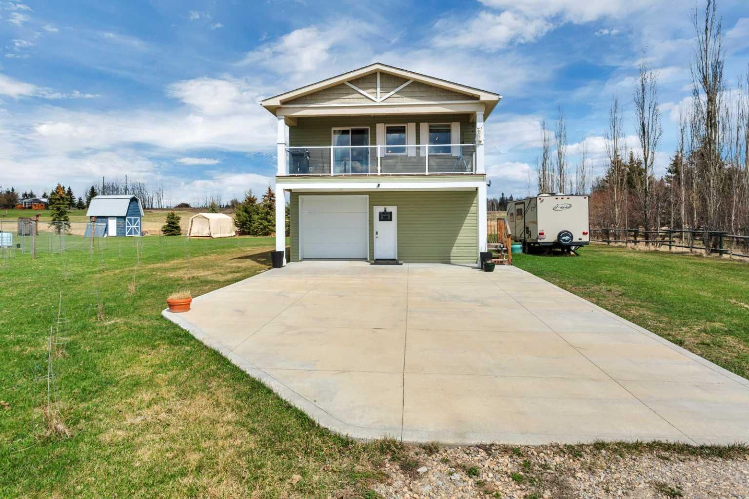 Property Photo:  513 461032 Highway 13  AB T0C 0T0 