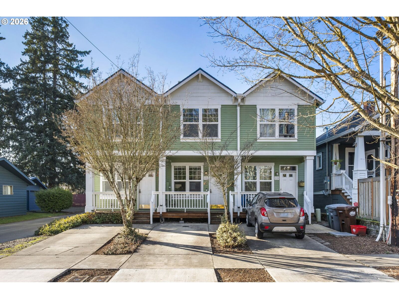 Property Photo:  115 SE 8th Ave  OR 97123 