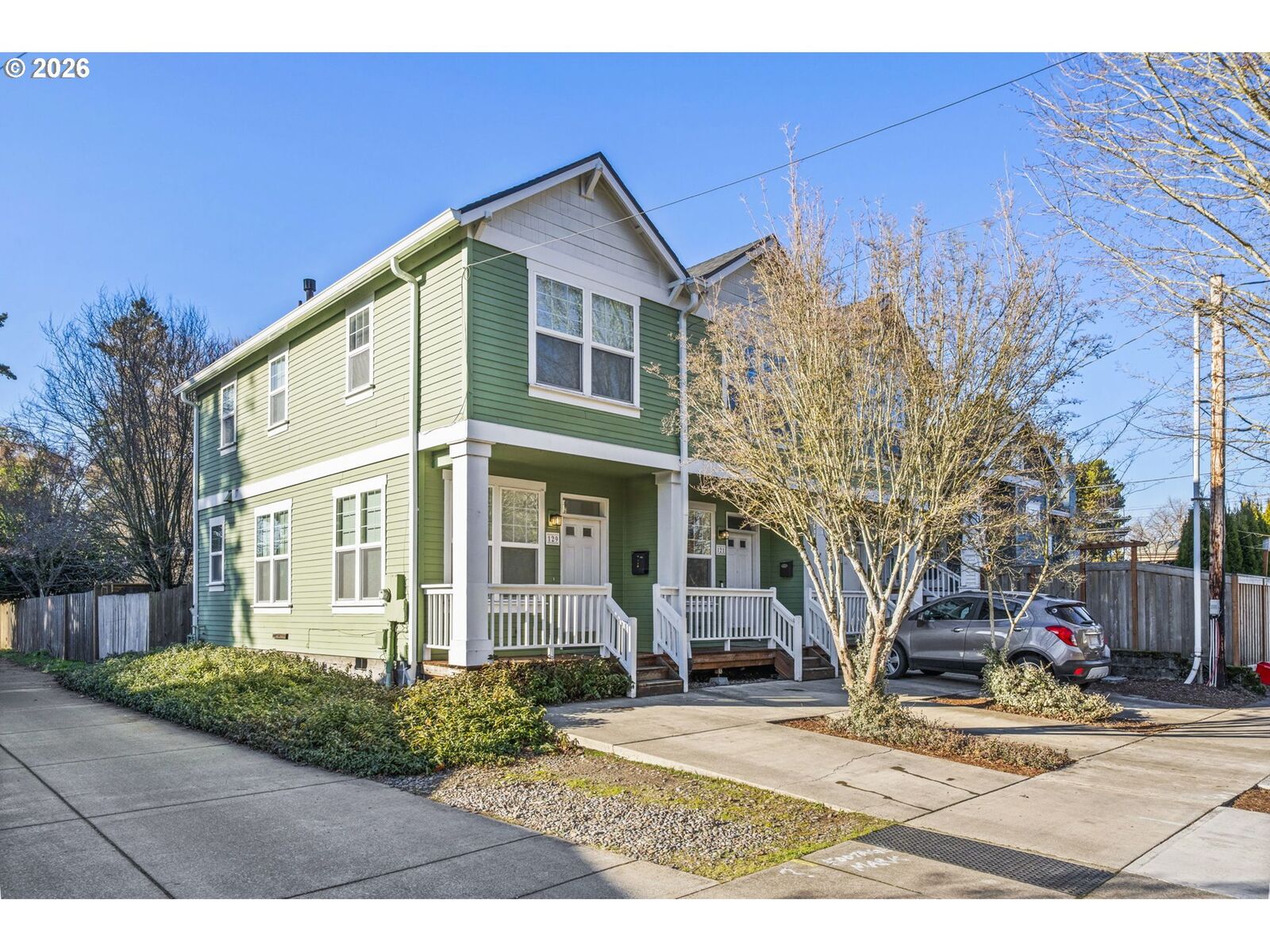 Property Photo:  129 SE 8th Ave  OR 97123 