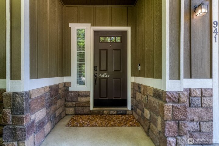 Property Photo:  941  Highland Road  WA 99362 