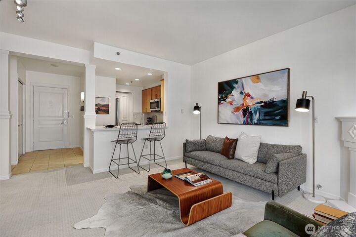 Property Photo:  2801  1st Avenue 412  WA 98121 