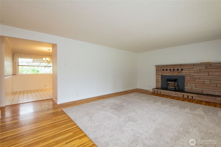 Property Photo:  5330  77th Place NE  WA 98270 