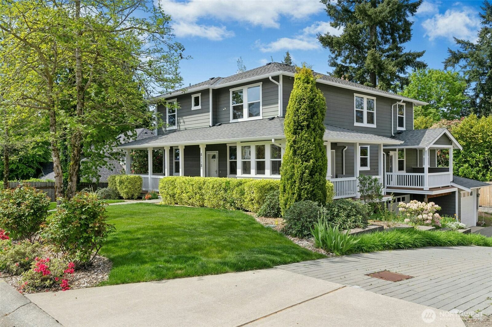 Property Photo:  8118 NE 126th Street  WA 98034 