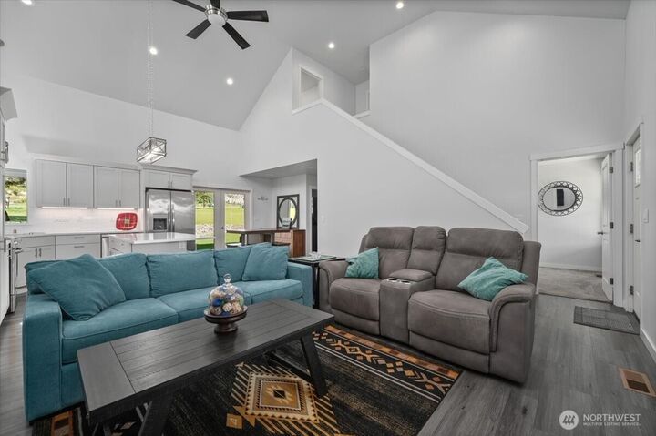 Property Photo: 85 Golf Course Drive WA 98846