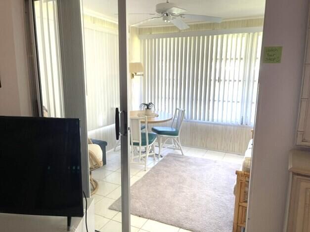 Property Photo: 1350 High Point Way Way SE D FL 33445