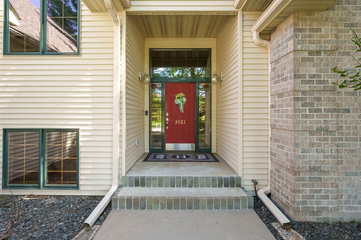 Property Photo:  3521 Glen Way  WI 54701 