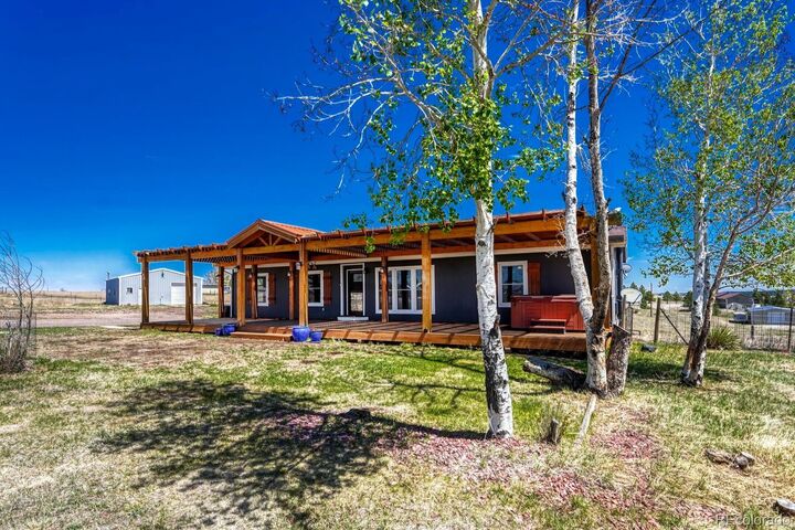 Property Photo:  1799 Appaloosa Trail  CO 80107 