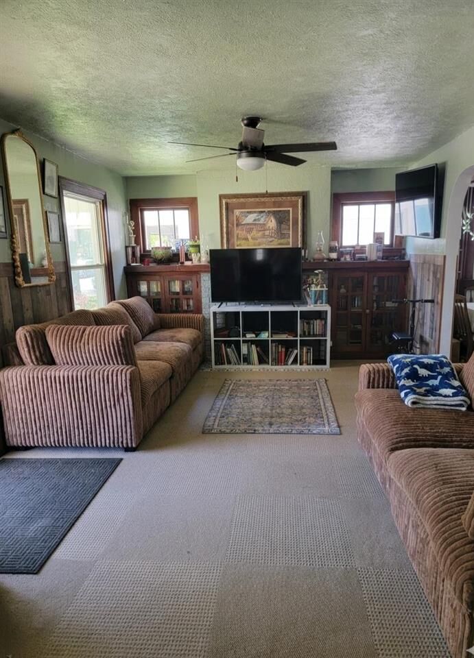 Property Photo:  804 S 10th Street  IN 47374 