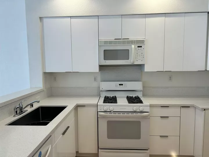 Property Photo:  1311 Phlox Court  CA 92011 