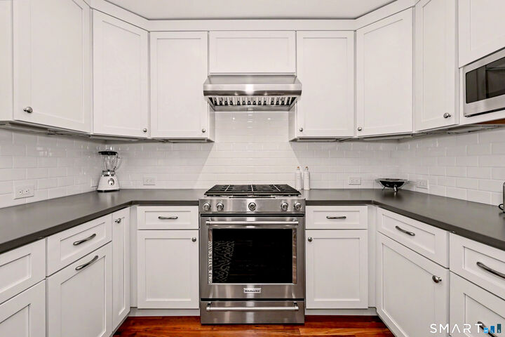 Property Photo: 3 Valley View Road 23 CT 06851