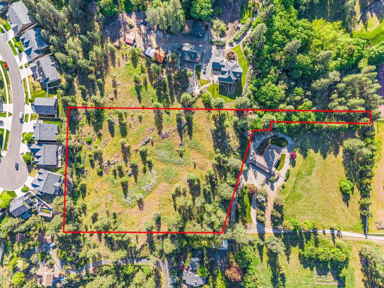 Property Photo:  2104 S Cherry Ln  WA 99223 
