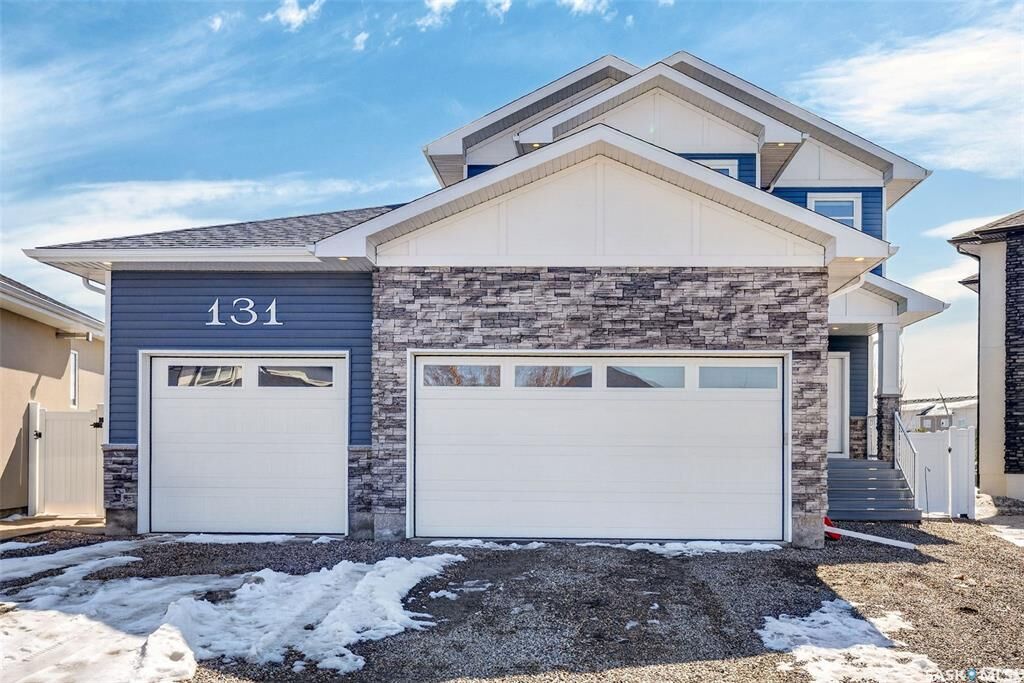 Property Photo:  131 Glacial Shores Court  SK S7S 1N1 