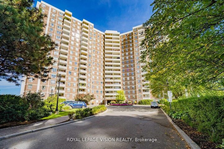 20 Edgecliff Golfway 1202 — photo 1