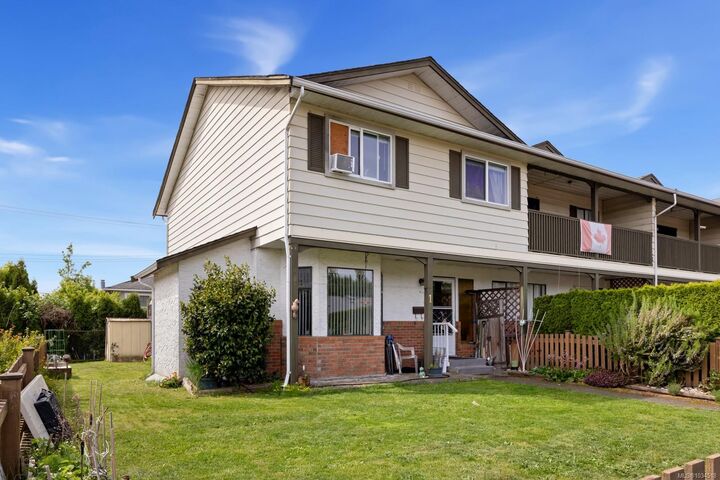Property Photo:  491 Lakes Rd 1  BC V9L 3E9 