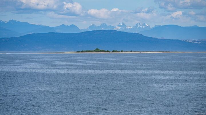 Property Photo:  4854 Kilmarnock Dr  BC V9N 9A5 