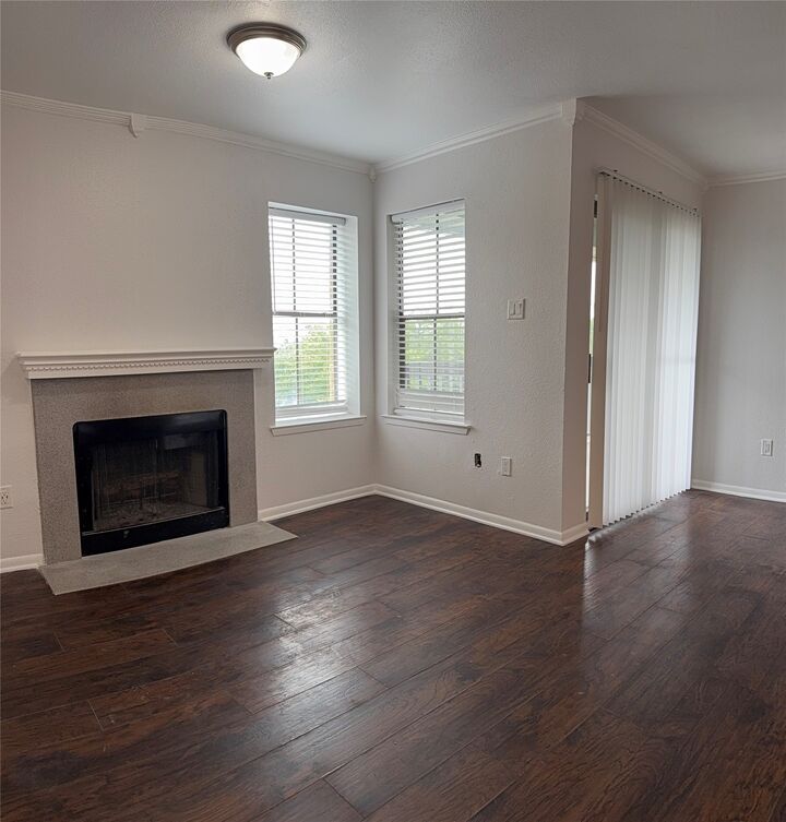 Property Photo:  4500 E Oltorf Street A105  TX 78741 