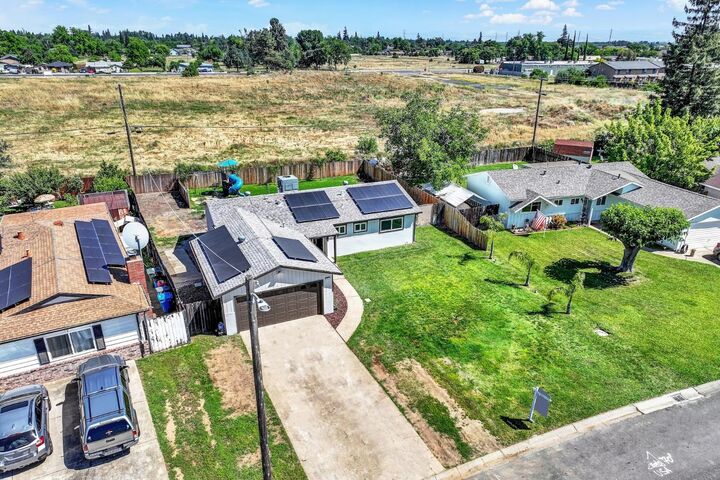 Property Photo:  1841 Park Circle  CA 95901 