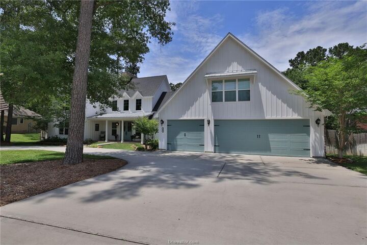 Property Photo:  390 Camden Hills  TX 77356 