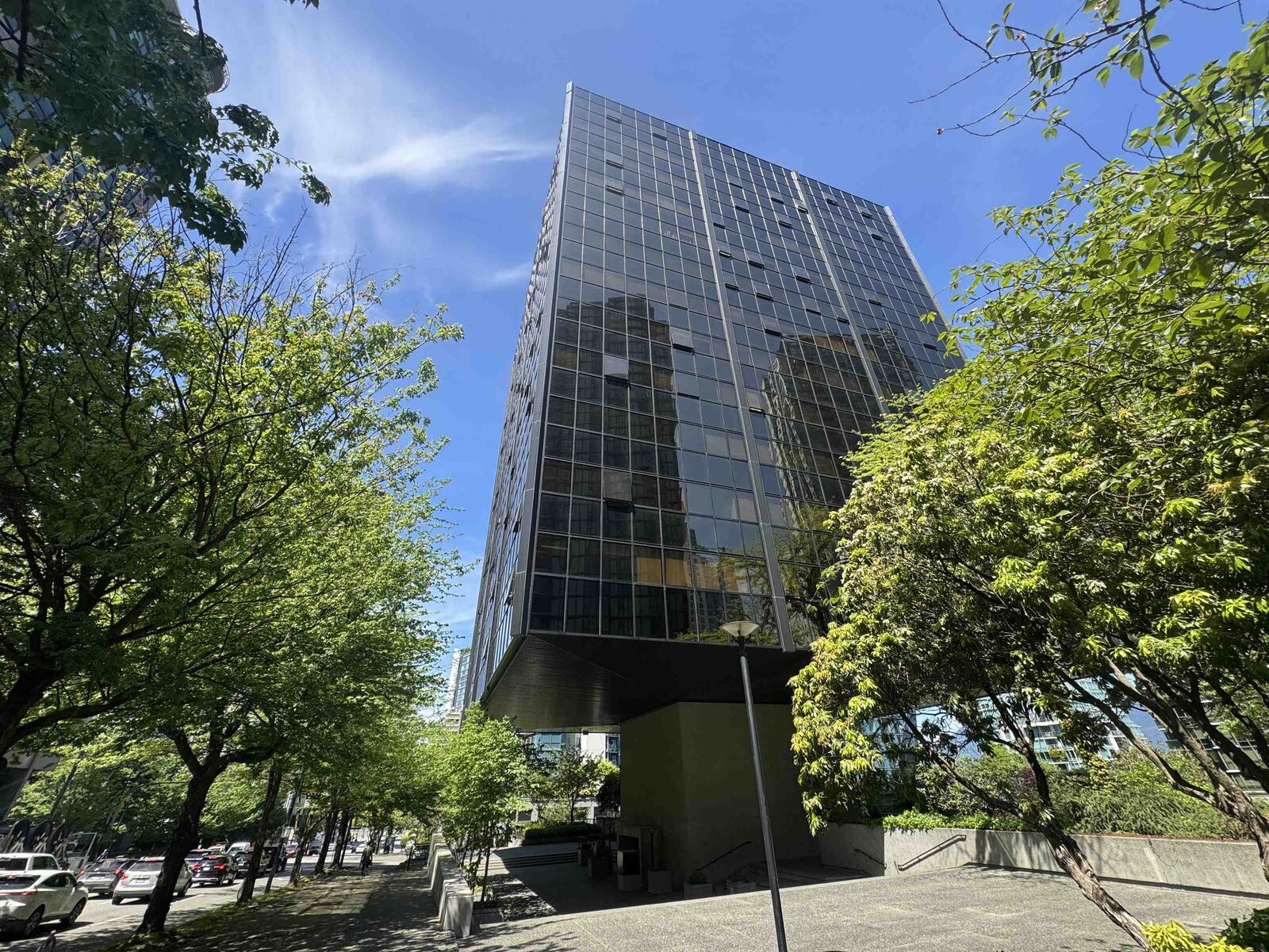 Property Photo:  1333 W Georgia Street  BC V6E 4V3 
