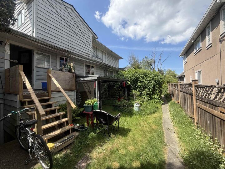 Property Photo: 495 W 39th Avenue BC V5Y 2P8