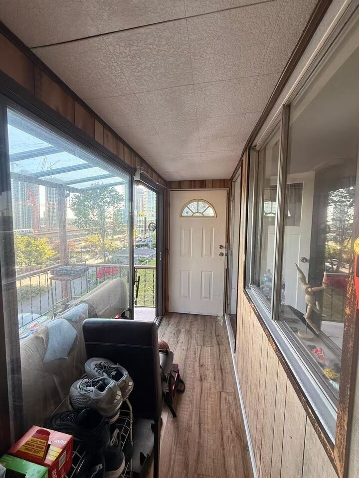 Property Photo:  4722 Ridgelawn Drive Balcony  BC V5C 3Y2 