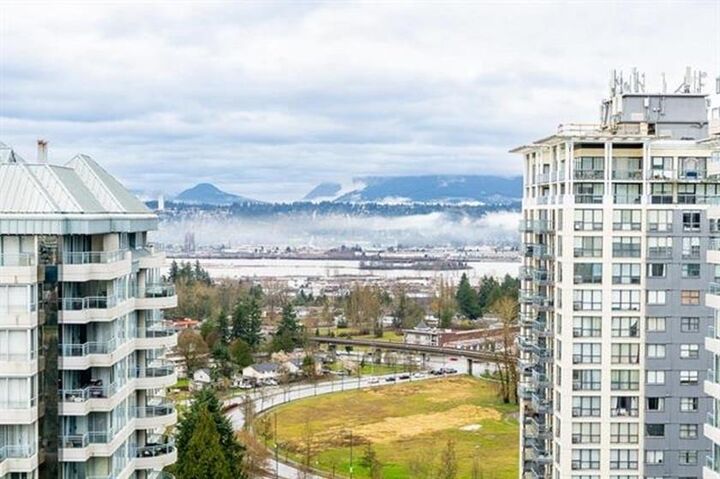 Property Photo: 13380 108 Avenue 2009 BC V3T 0E7
