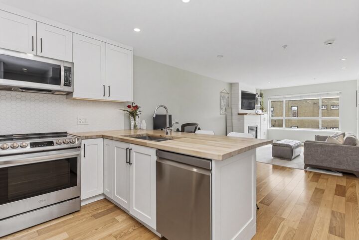 Property Photo:  38003 Second Avenue 203  BC V8B 0C4 