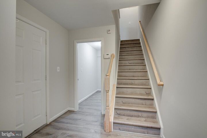 Property Photo:  424 Ginkgo Terrace NE  VA 20176 